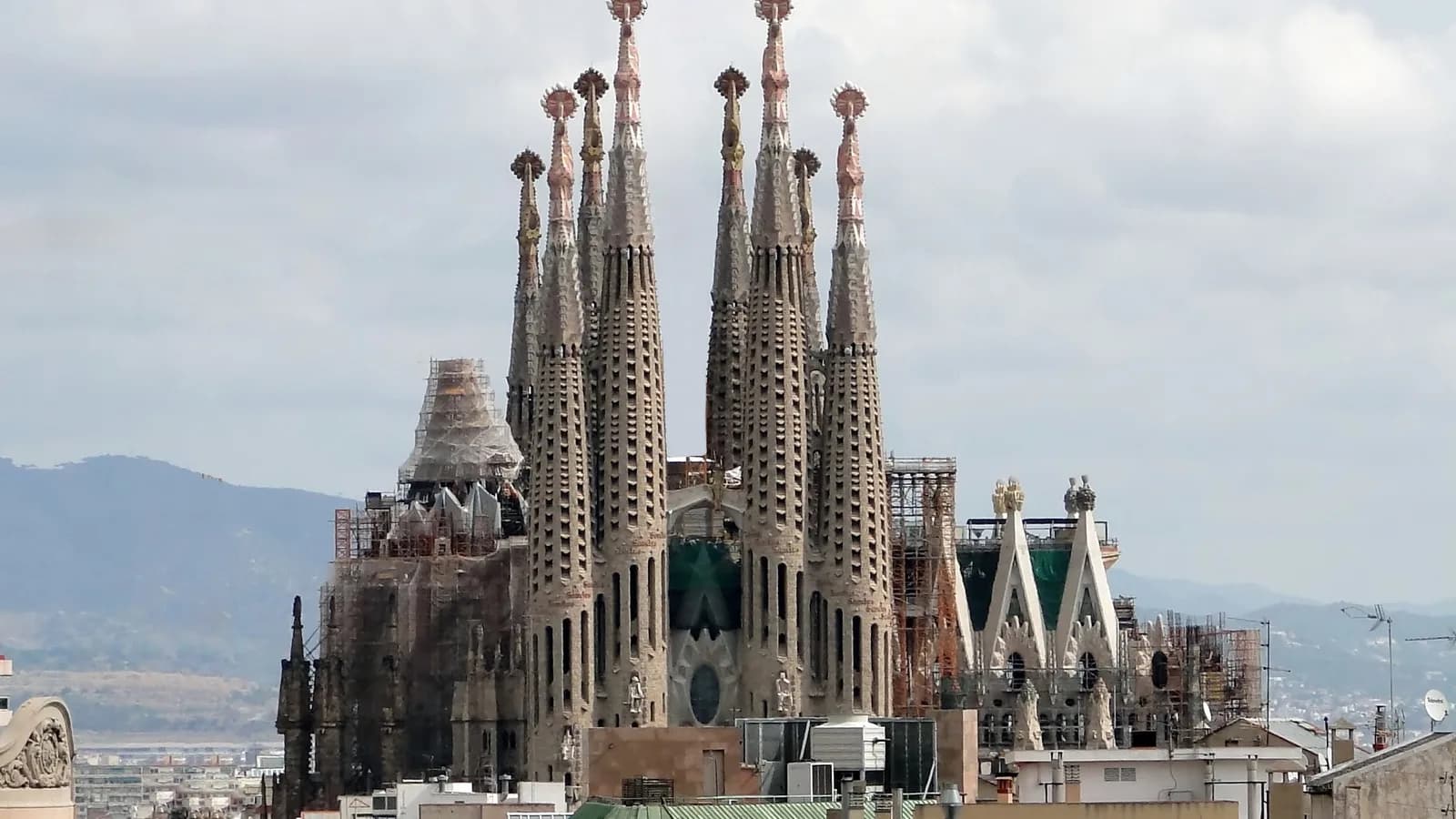 Gaudi & Modernisme
