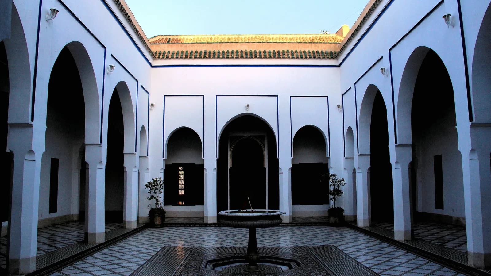 Jardines y Palacios