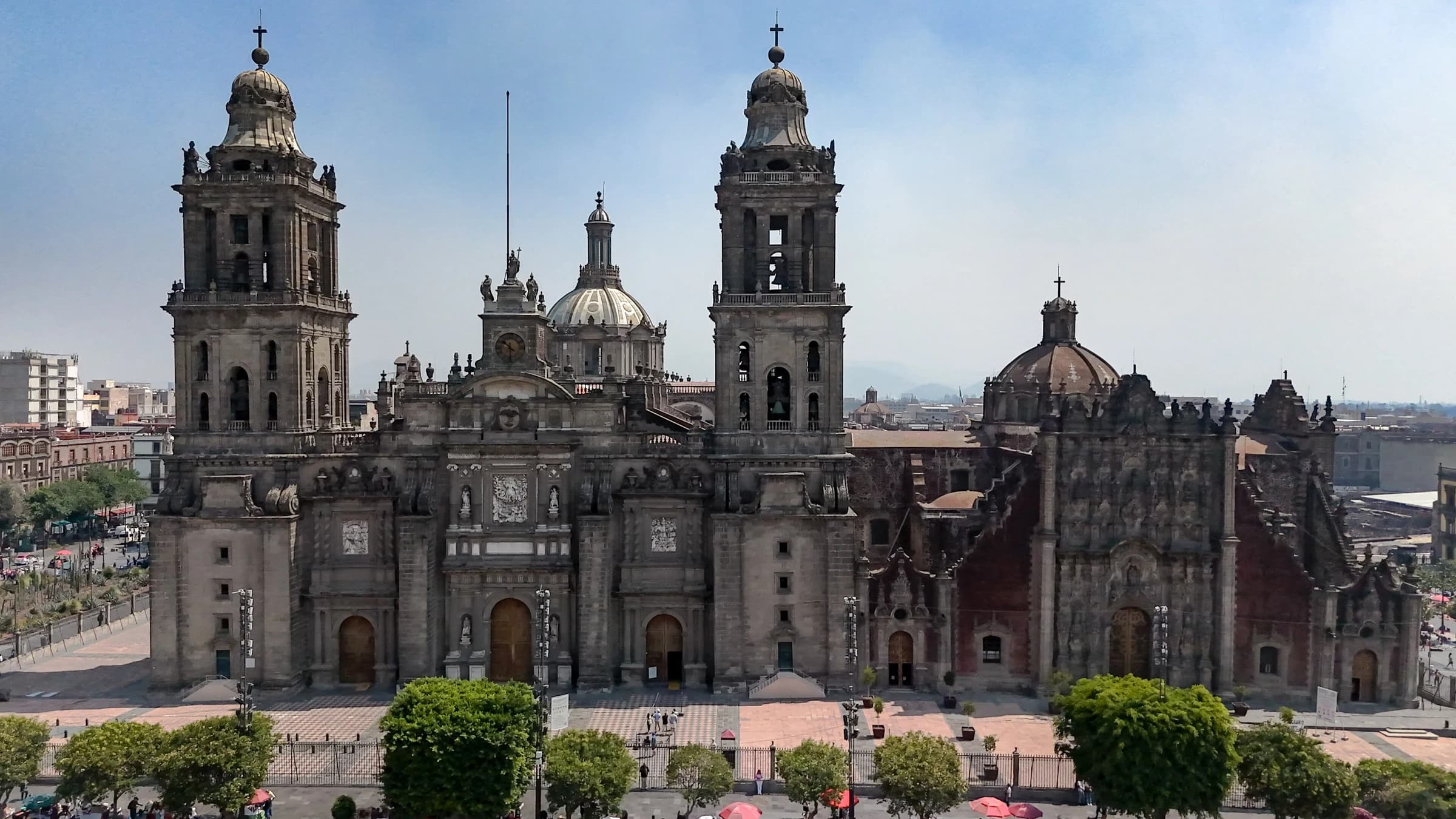 Walking tour in Mexico City